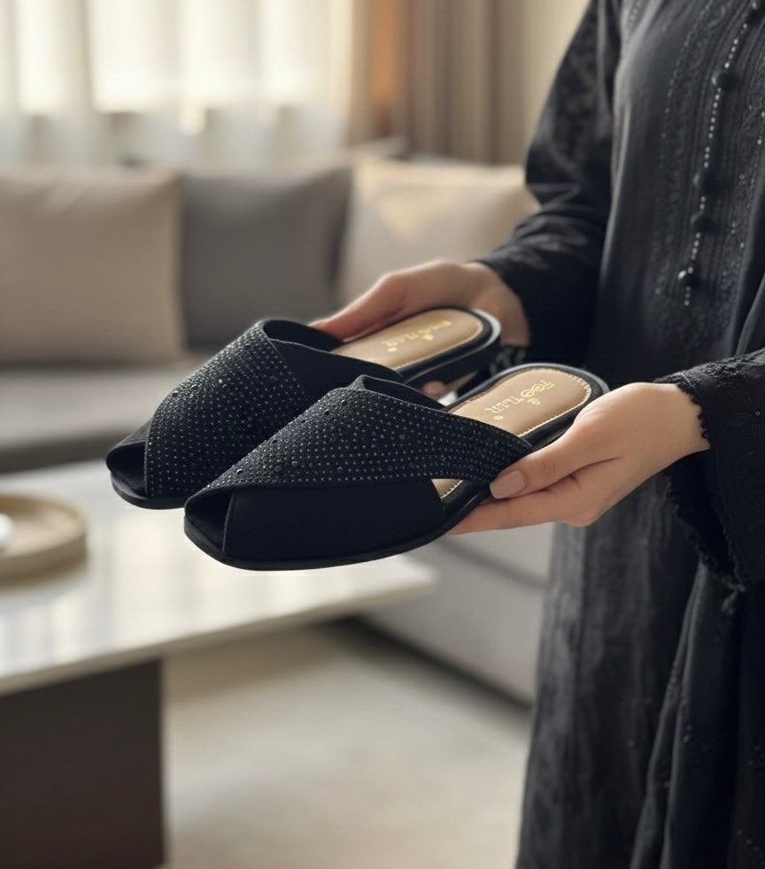 SilkStep Luxe Black Peshawari Slides