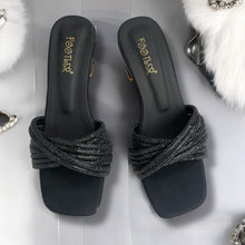 New cross heel
